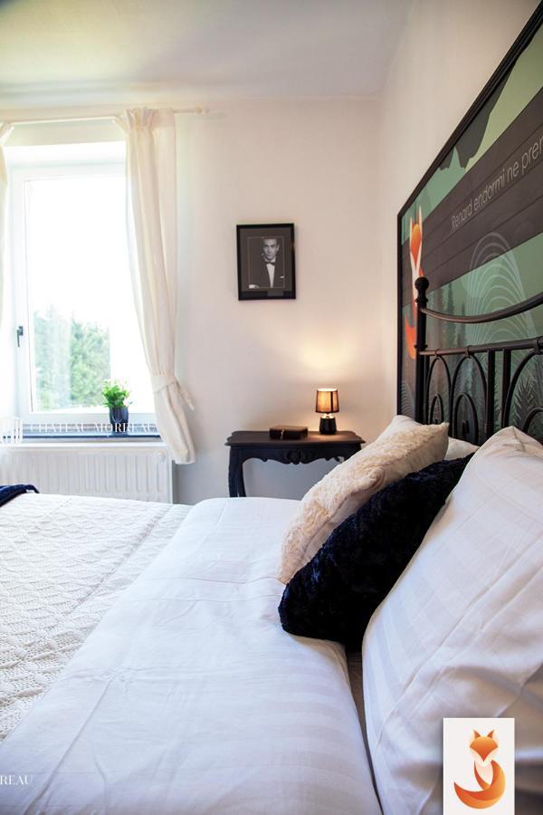 La Maison Des Papillon Daverdisse ภายนอก รูปภาพ